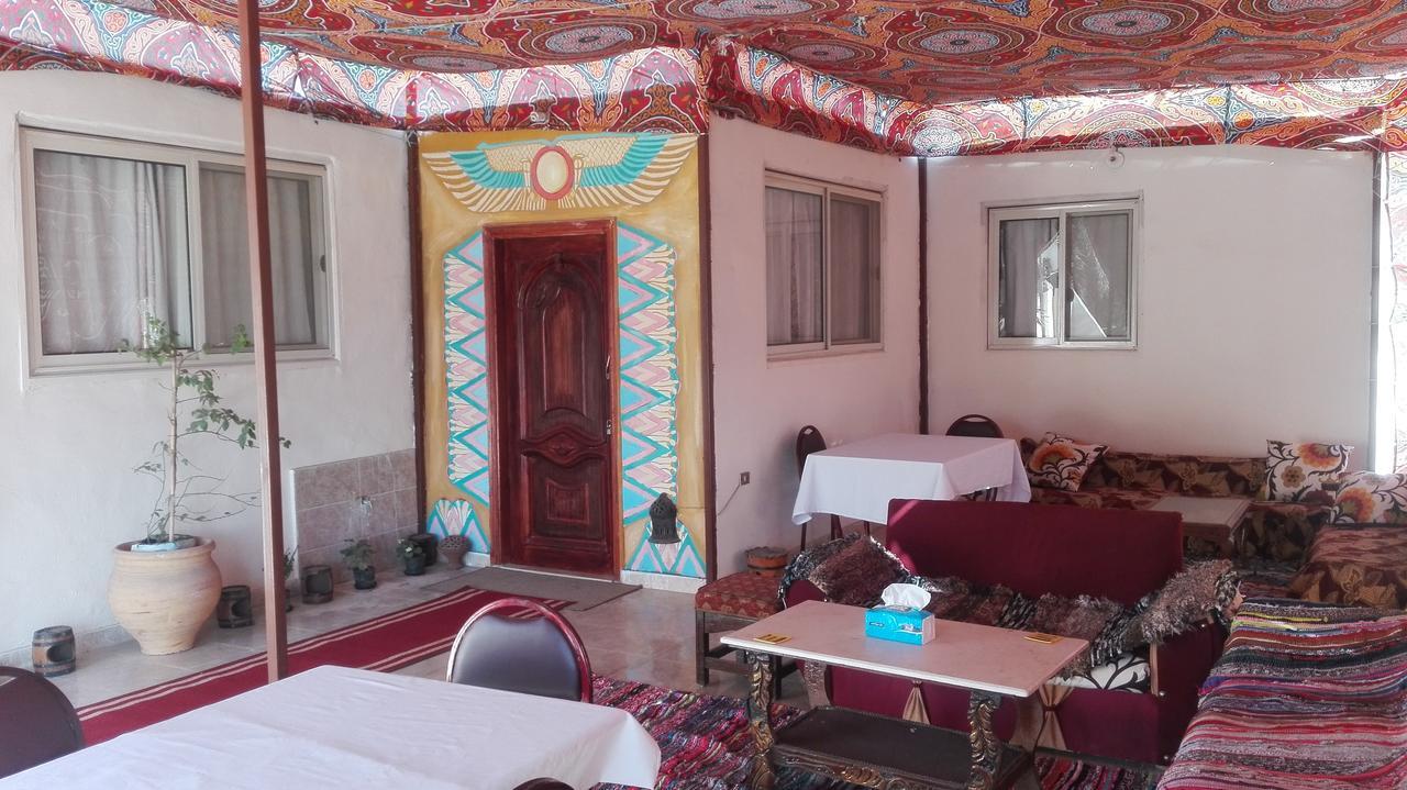 Pyramids Overlook Inn Kafrat al Jabal Экстерьер фото